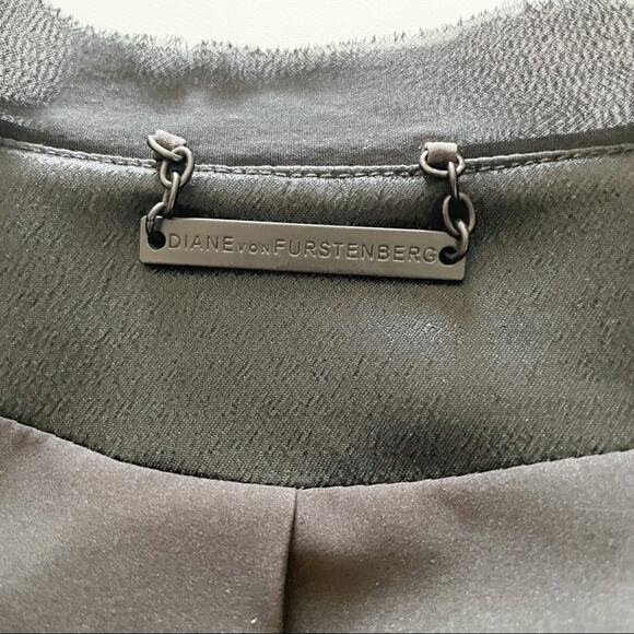 Diane Von Furstenberg Larra Satin Jacket Sz 4 - Picture 5 of 7